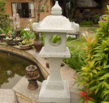 Đèn đá