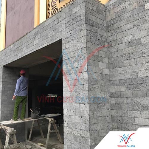 Những mẫu đá tổ ong xám ốp tường đẹp được ưa chuộng hiện nay