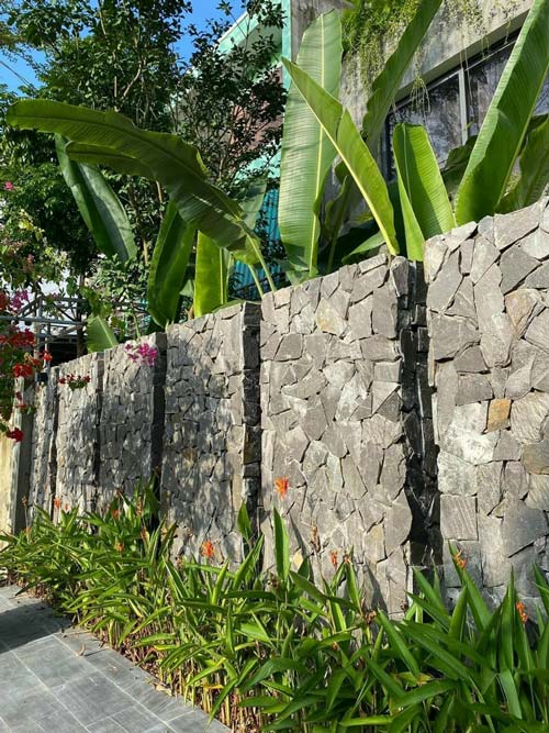 Công trình thực tế sử dụng Đá chẻ bao xanh.