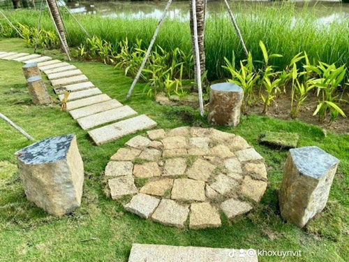 Sân vườn lát Đá rối vàng Bình Định