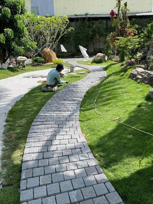Công trình thực tế sử dụng Đá tẩy xanh 10x10cm.