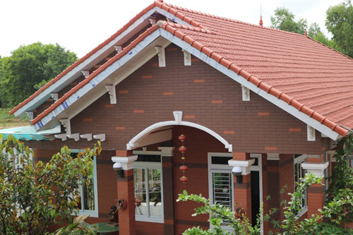 Công trình thực tế sử dụng Gạch thẻ Đất Việt 24x6 - màu cà phê