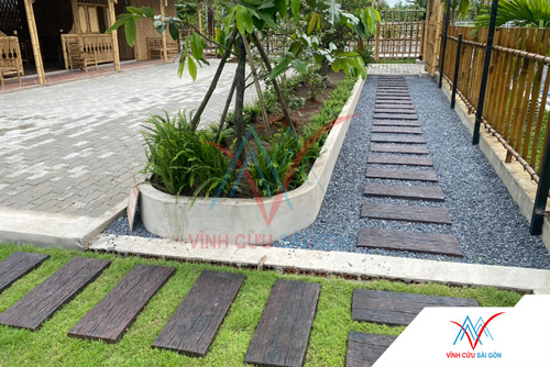 Công trình thực tế sử dụng Bê tông giả gỗ B11 Đen nâu