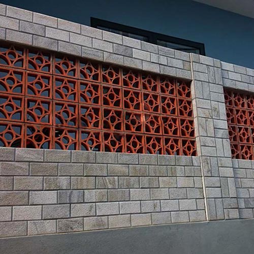 Công trình thực tế sử dụng Đá băm đen soi cạnh.