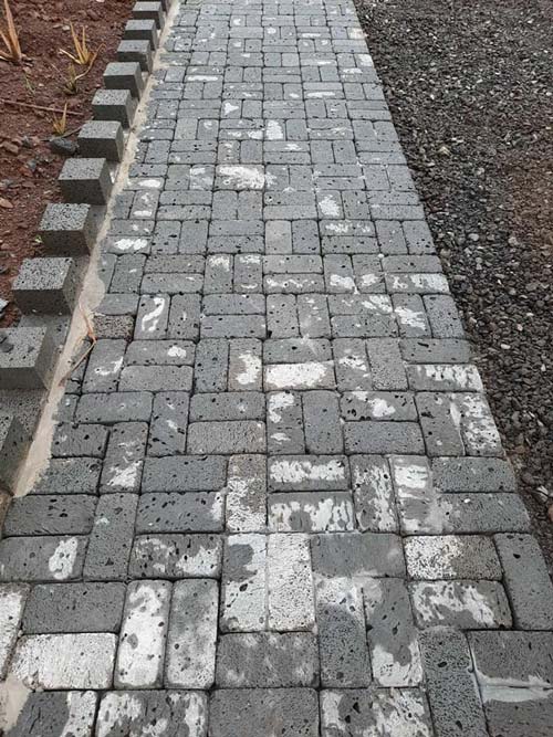 Công trình thực tế sử dụng Đá ong xám quay 10x20x3cm.