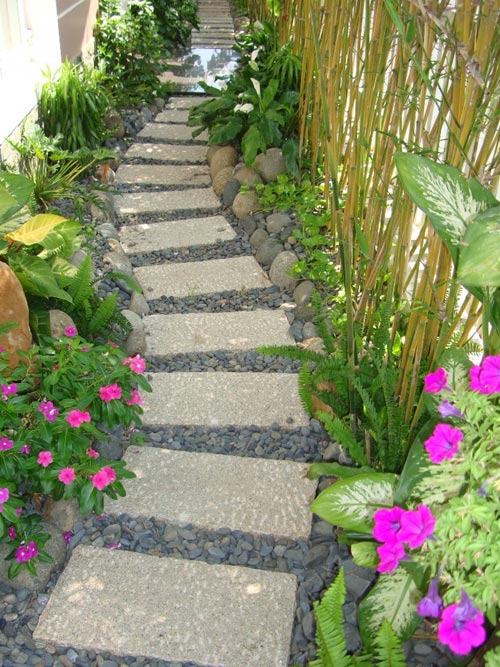 Sỏi tự nhiên lát lối đi sân vườn