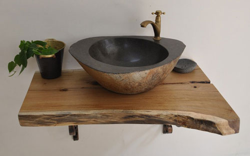 Vòi nước bằng đồng Kanly kết hợp hoàn hảo với lavabo đá tự nhiên