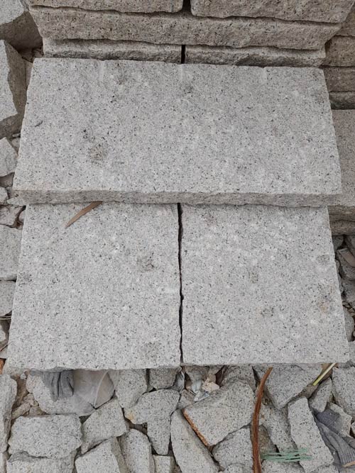 Đá thủ công lát sân Vũng Tàu 30x60cm